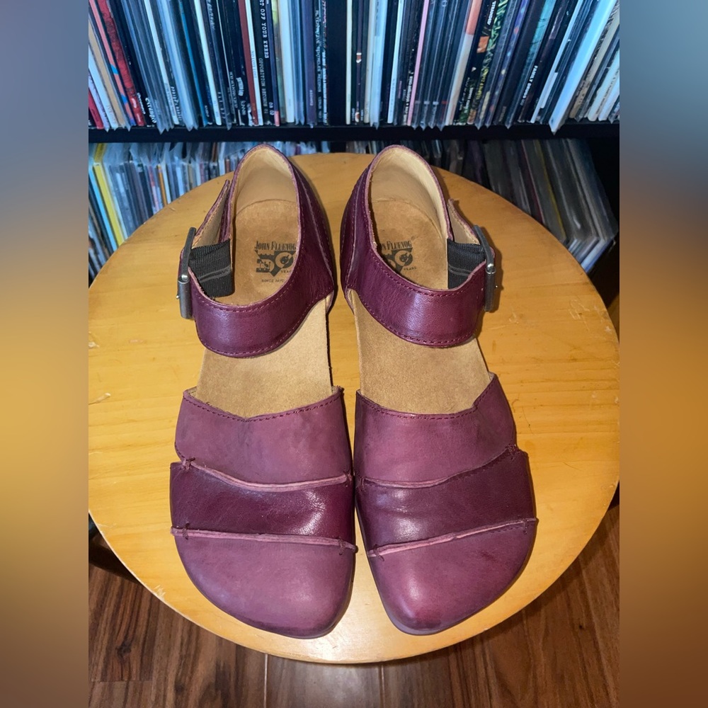 Fluevog Size 8 Sakura Sandals Purple (FITS SIZE 9)